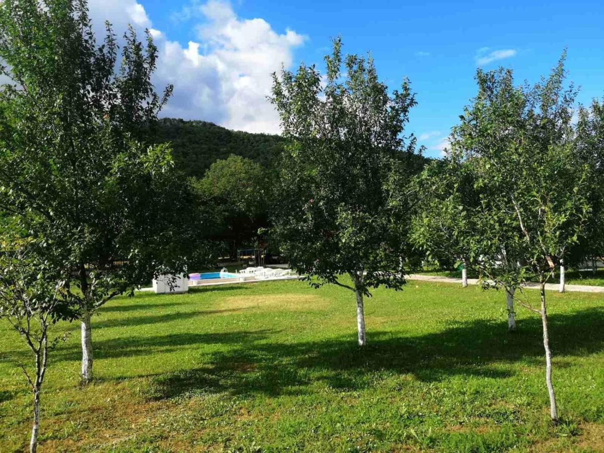 Holiday Home Adna Bihać Exterior foto